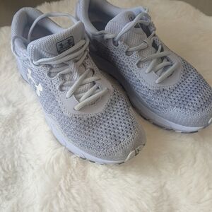 Under Armour Women’s Light Purple Athletic Sneakers Size 9 Lace Up Comfort Luxe